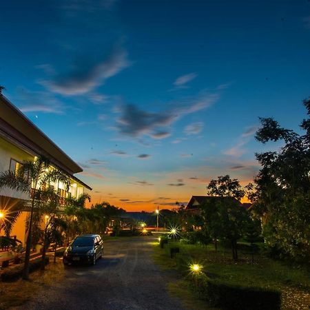 Chiang Kham Tai Lue Resort Ban Ngun Bagian luar foto